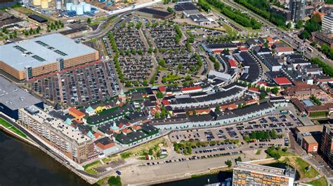 roermond outlet center.